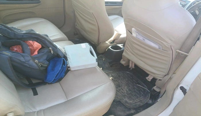 2014 Honda Mobilio 1.5L I-VTEC S, CNG, Manual, 2,19,428 km, interior