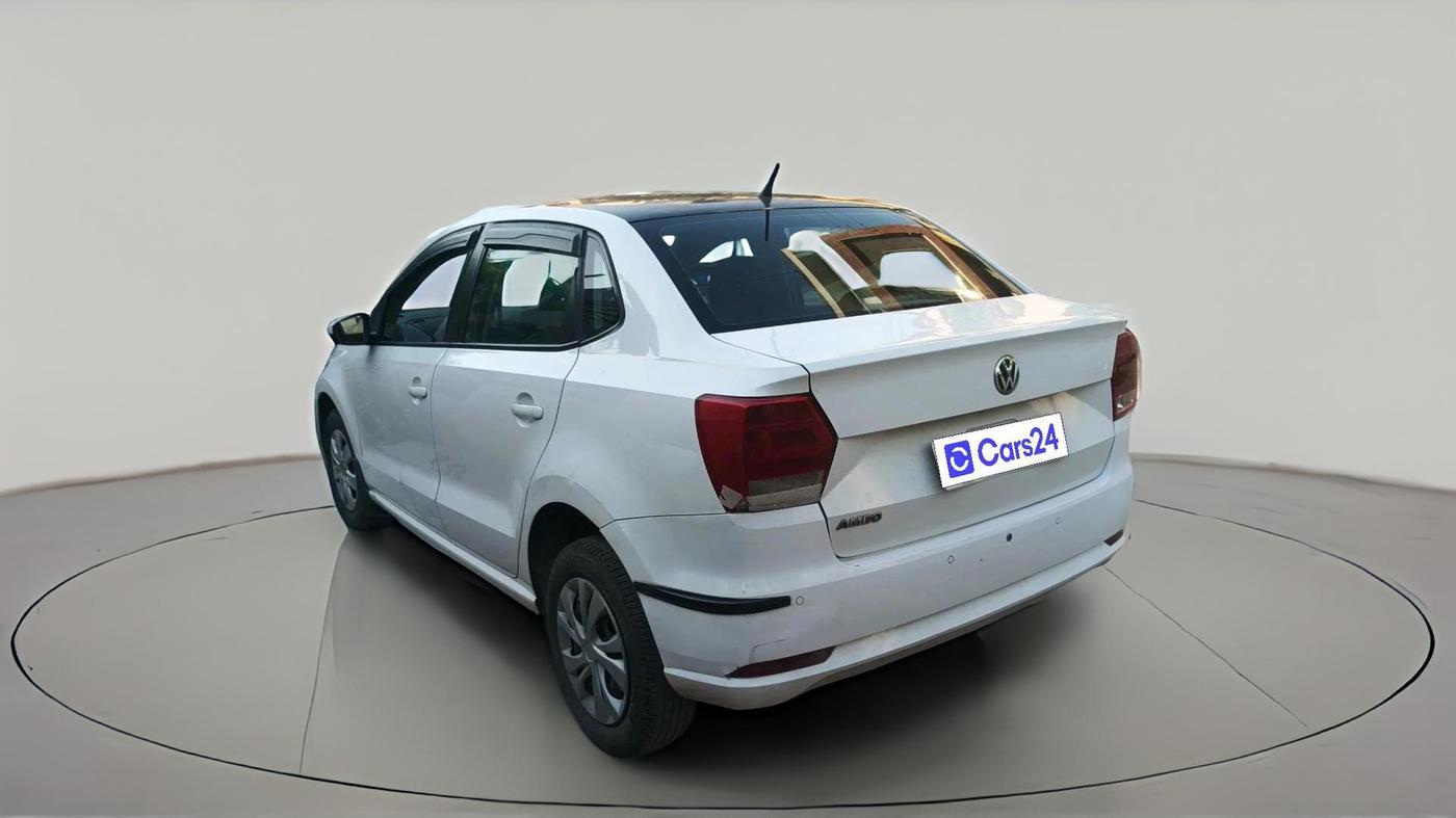2019 Volkswagen Ameo TRENDLINE 1.0L, Petrol, Manual, 1,35,048 km, exterior