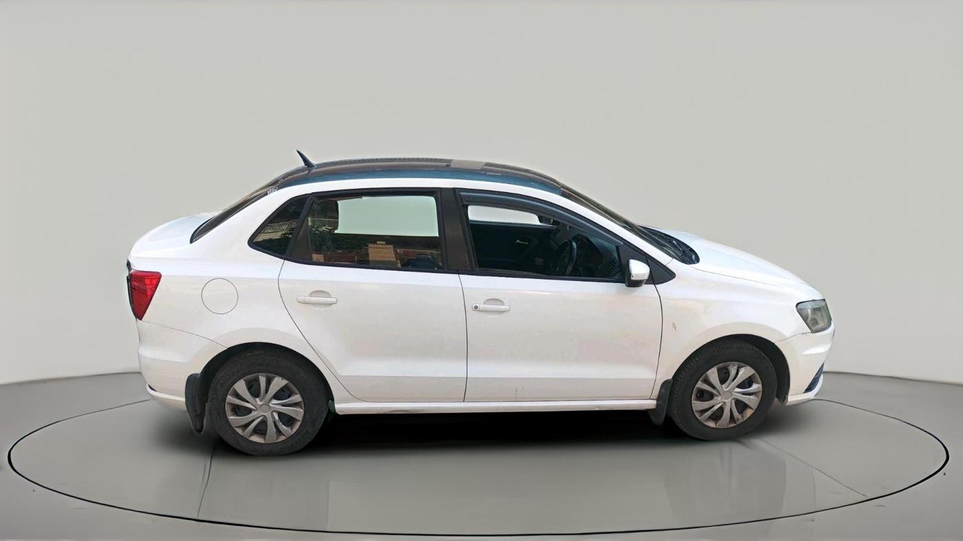 2019 Volkswagen Ameo TRENDLINE 1.0L, Petrol, Manual, 1,35,048 km, exterior