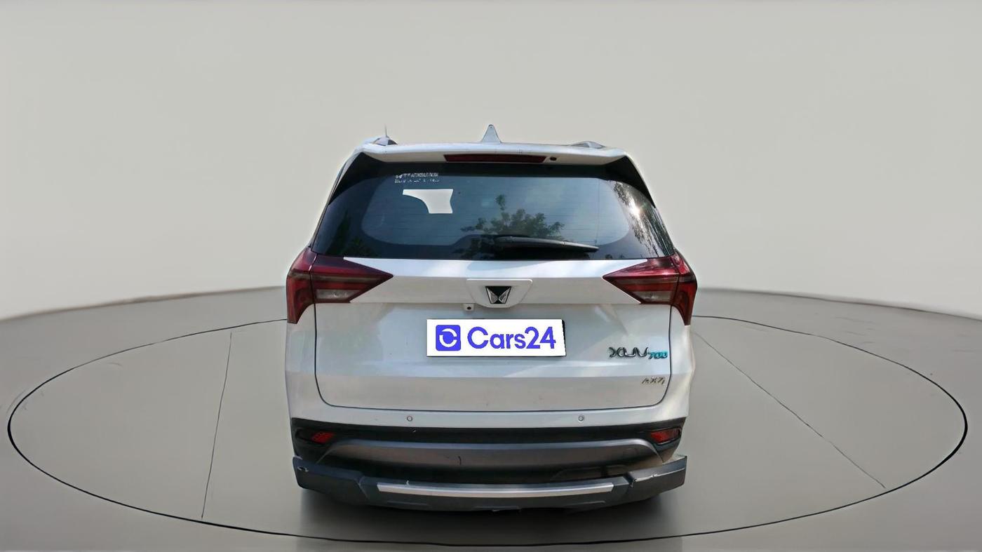 2025 Mahindra XUV700 AX 7 LUXURY D AT 7 STR, Diesel, Automatic, 66,099 km, exterior