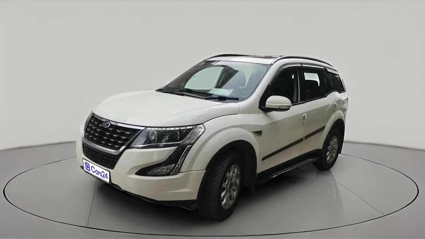 2018 Mahindra XUV500 W9, Diesel, Manual, 89,360 km, exterior