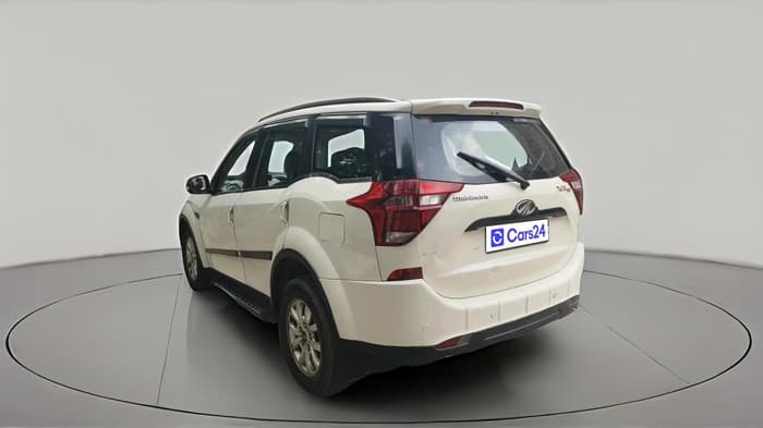 2018 Mahindra XUV500 W9, Diesel, Manual, 89,360 km, exterior