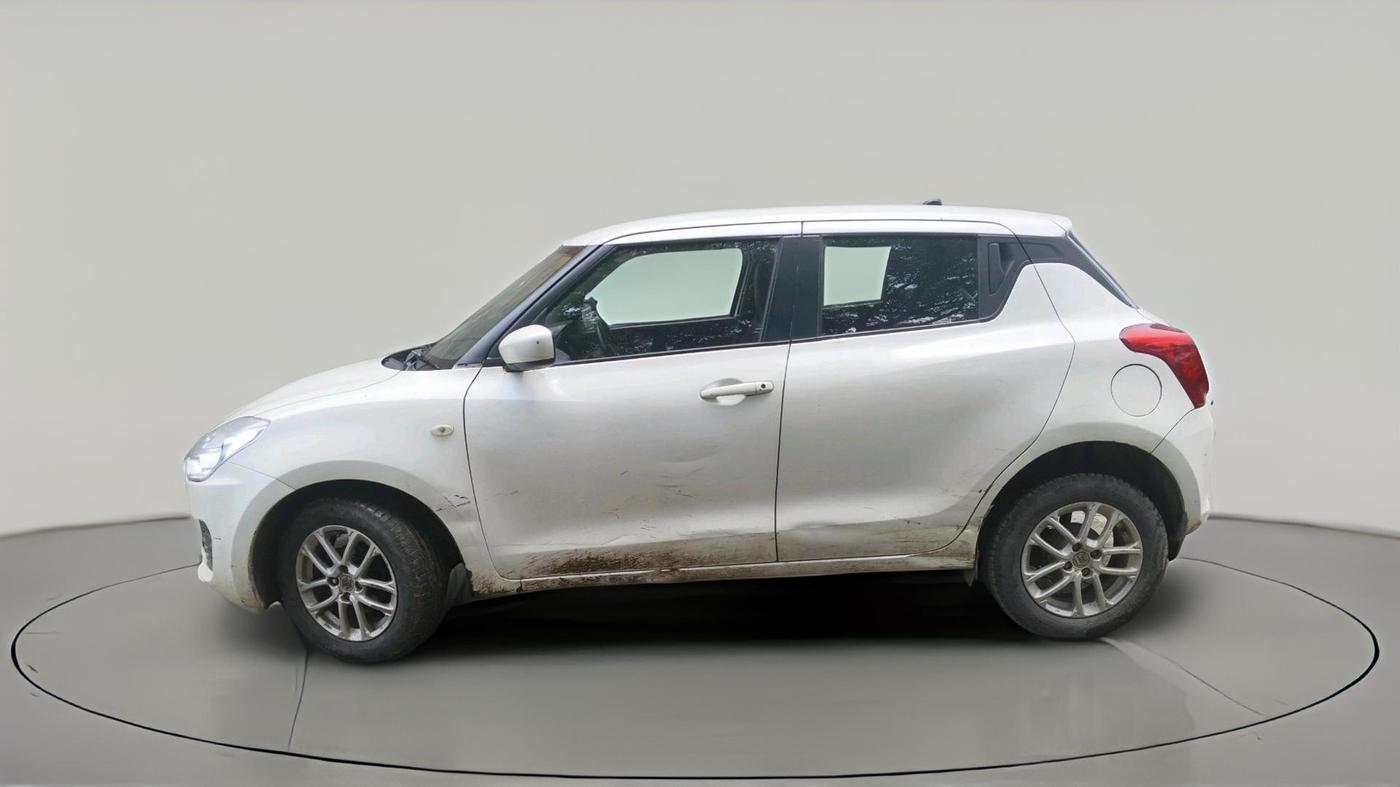 2021 Maruti Swift LXI, CNG, Manual, 70,951 km, exterior