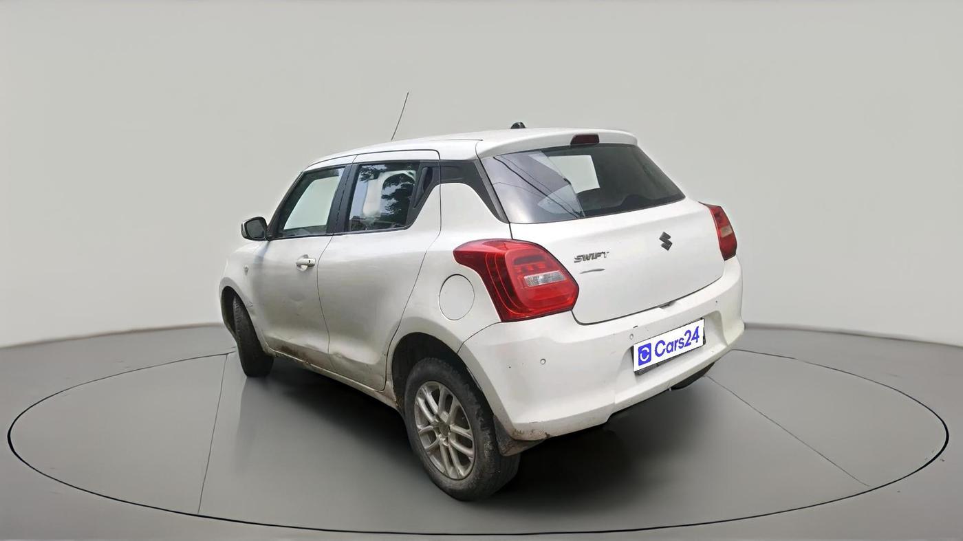 2021 Maruti Swift LXI, CNG, Manual, 70,951 km, exterior