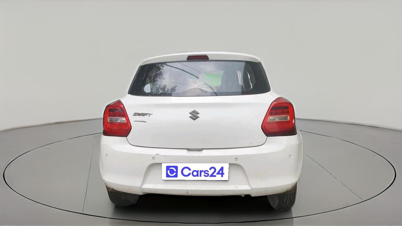2021 Maruti Swift LXI, CNG, Manual, 70,951 km, exterior