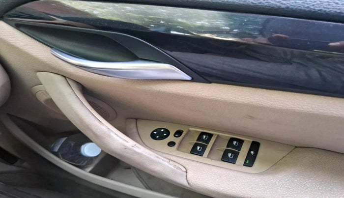 2012 BMW X1 SDRIVE 18I, Petrol, Automatic, 84,337 km, interior