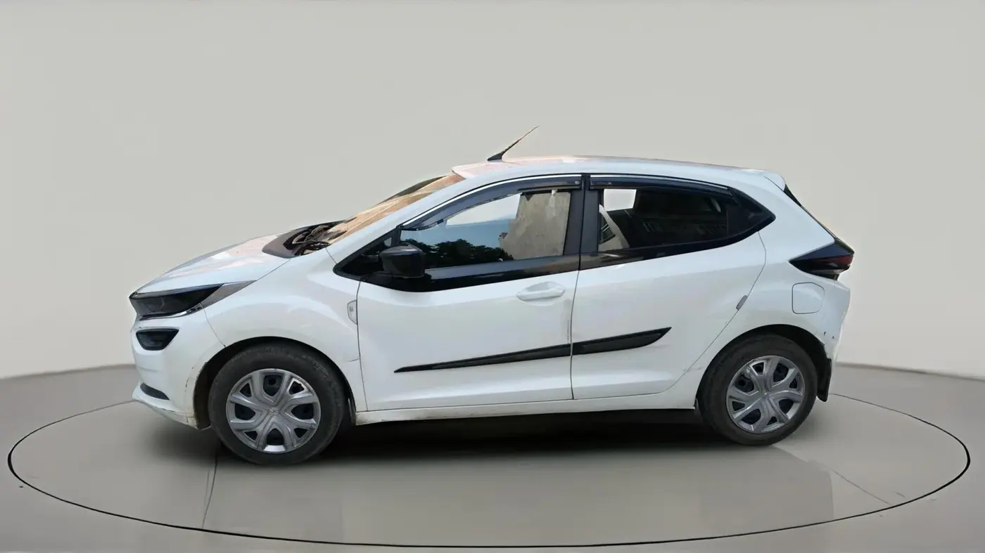 2023 Tata ALTROZ XM PETROL, Petrol, Manual, 26,701 km, exterior