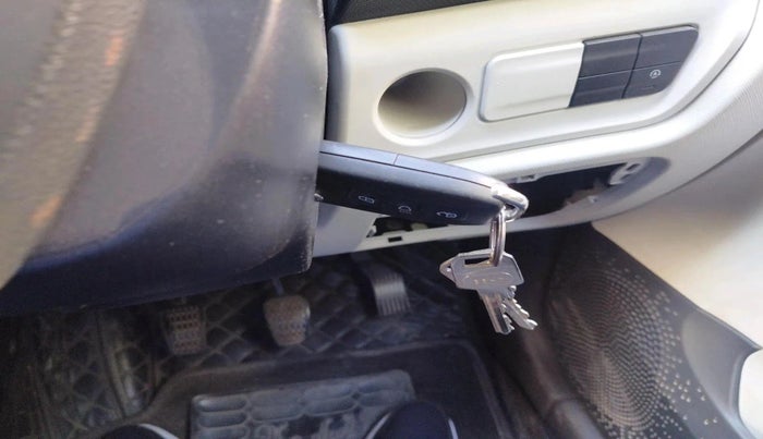 2023 Tata ALTROZ XM PETROL, Petrol, Manual, 26,701 km, interior