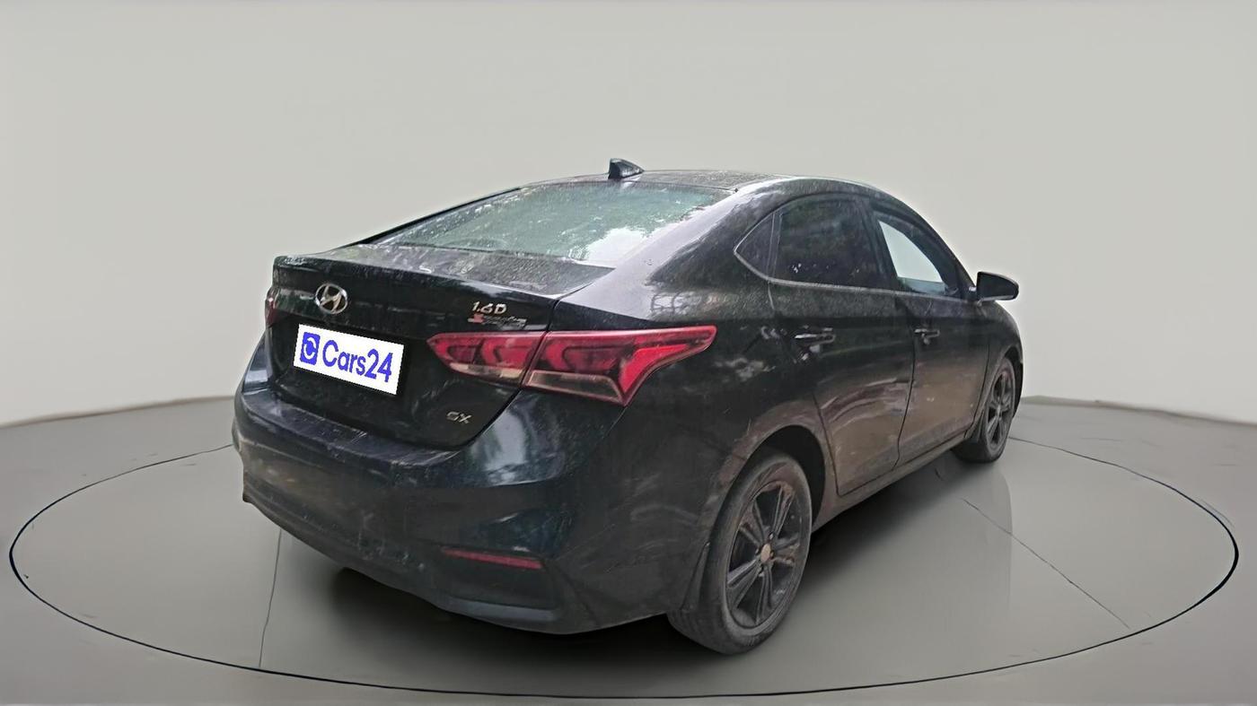 2018 Hyundai Verna 1.6 CRDI SX + AT, Diesel, Automatic, 80,341 km, exterior