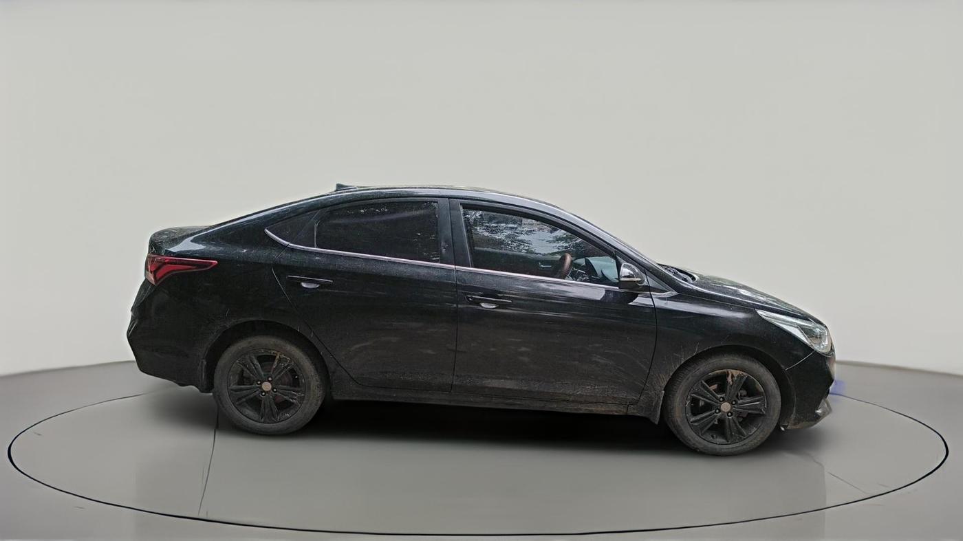 2018 Hyundai Verna 1.6 CRDI SX + AT, Diesel, Automatic, 80,341 km, exterior