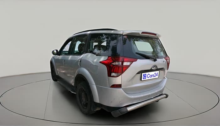2021 Mahindra XUV500 W7, Diesel, Manual, 95,535 km, exterior