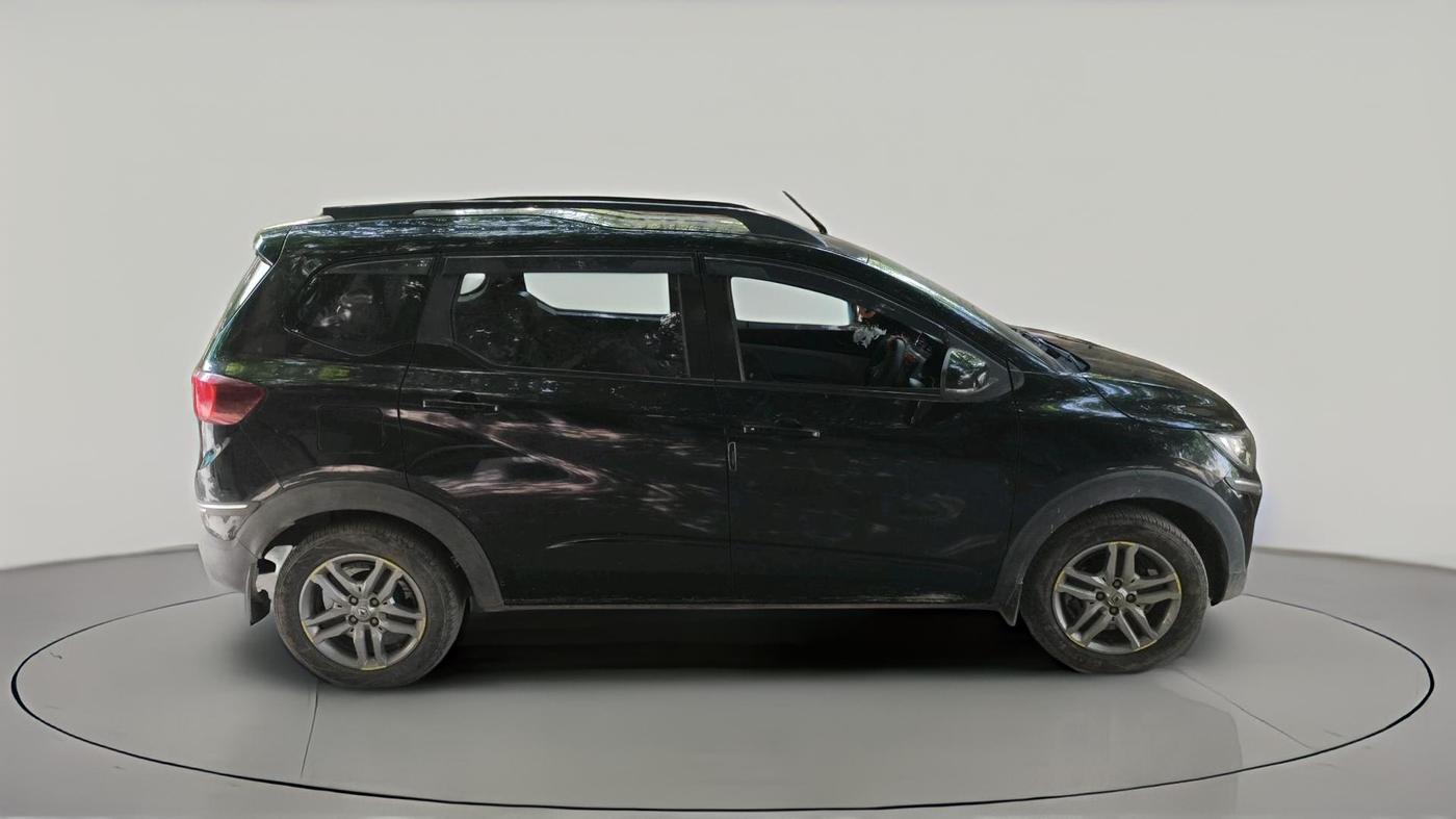 2025 Renault TRIBER RXT, CNG, Manual, 21,485 km, exterior
