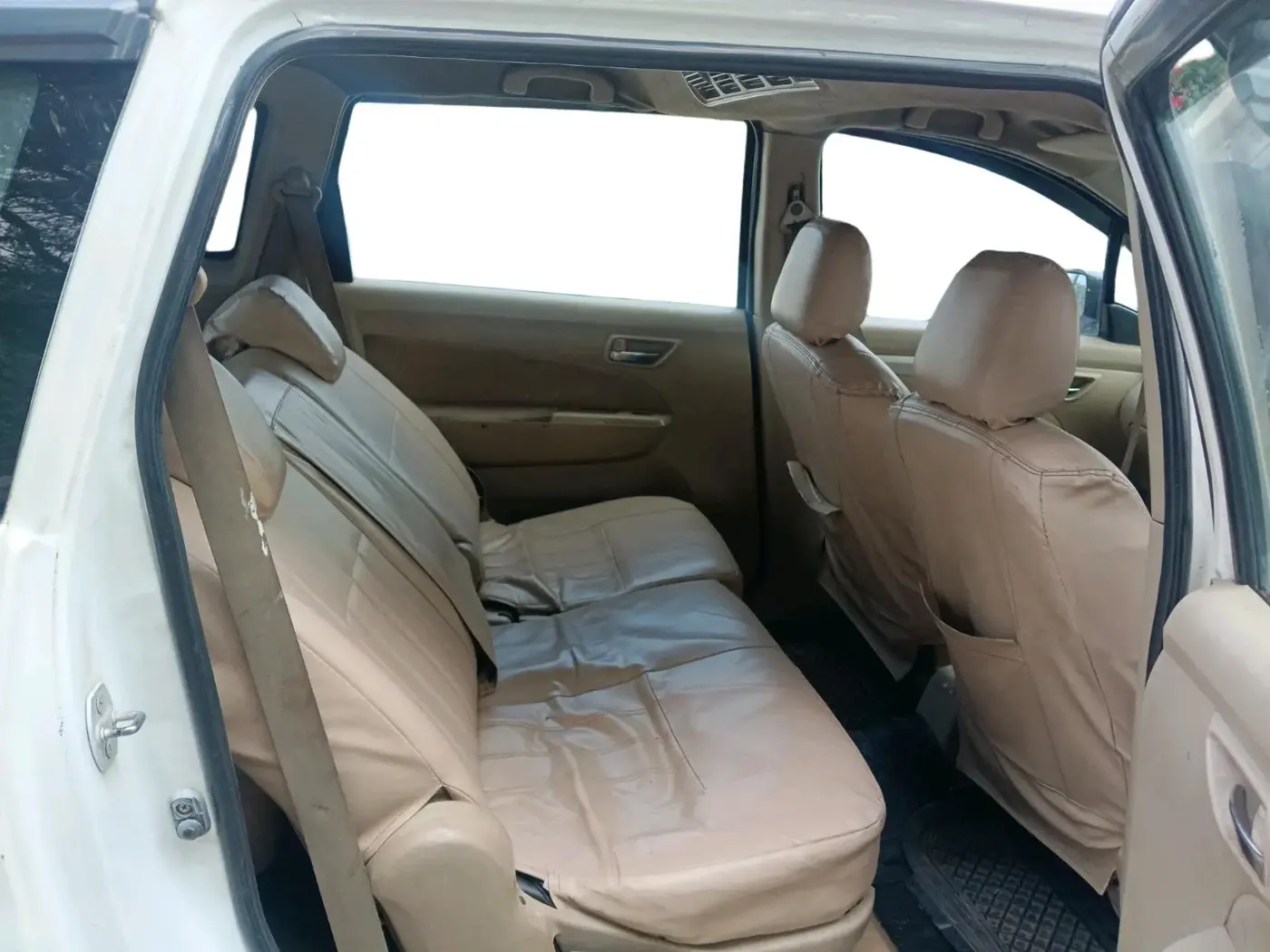 2015 Maruti Ertiga VXI CNG, CNG, Manual, 1,96,355 km, interior