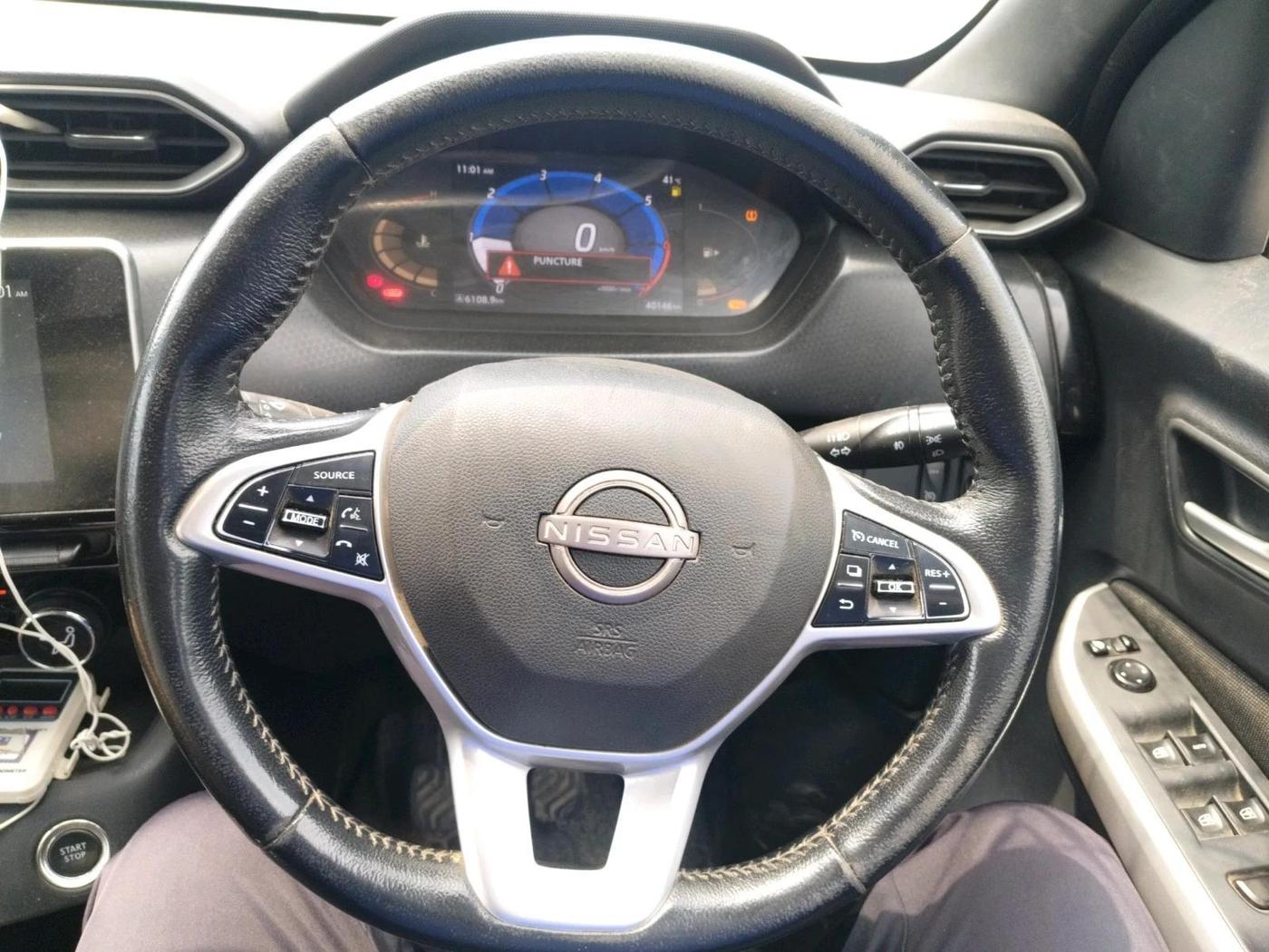 2022 Nissan MAGNITE XV PREMIUM DUAL TONE, Petrol, Manual, 40,146 km, interior