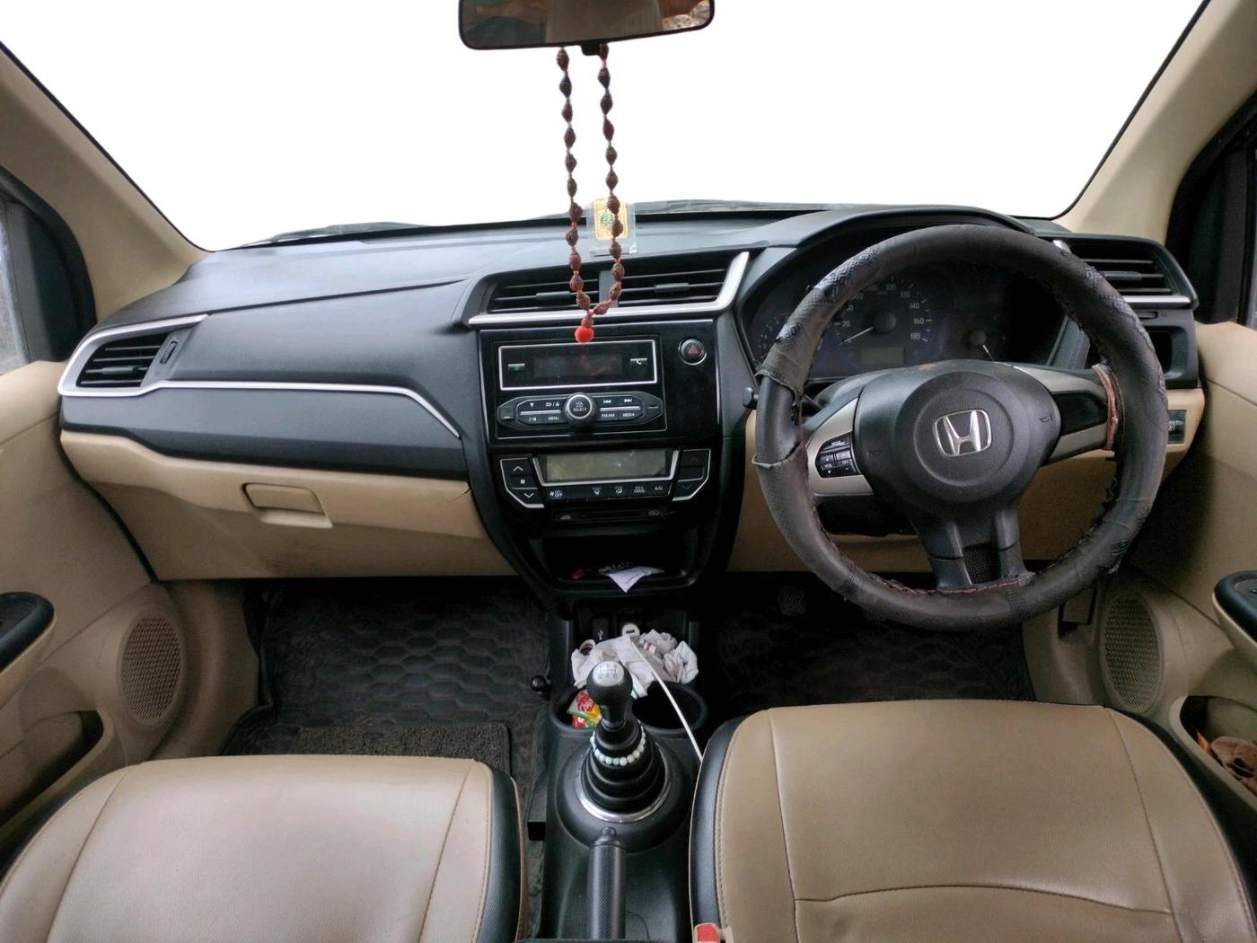2017 Honda Amaze 1.2L I-VTEC S, Petrol, Manual, 78,408 km, interior