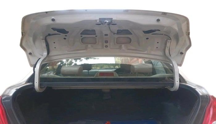 2013 Maruti Swift Dzire VXI, Petrol, Manual, 1,25,882 km, exterior