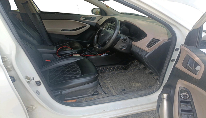 2017 Hyundai Elite i20 MAGNA EXECUTIVE 1.2, Petrol, Manual, 1,12,409 km, interior