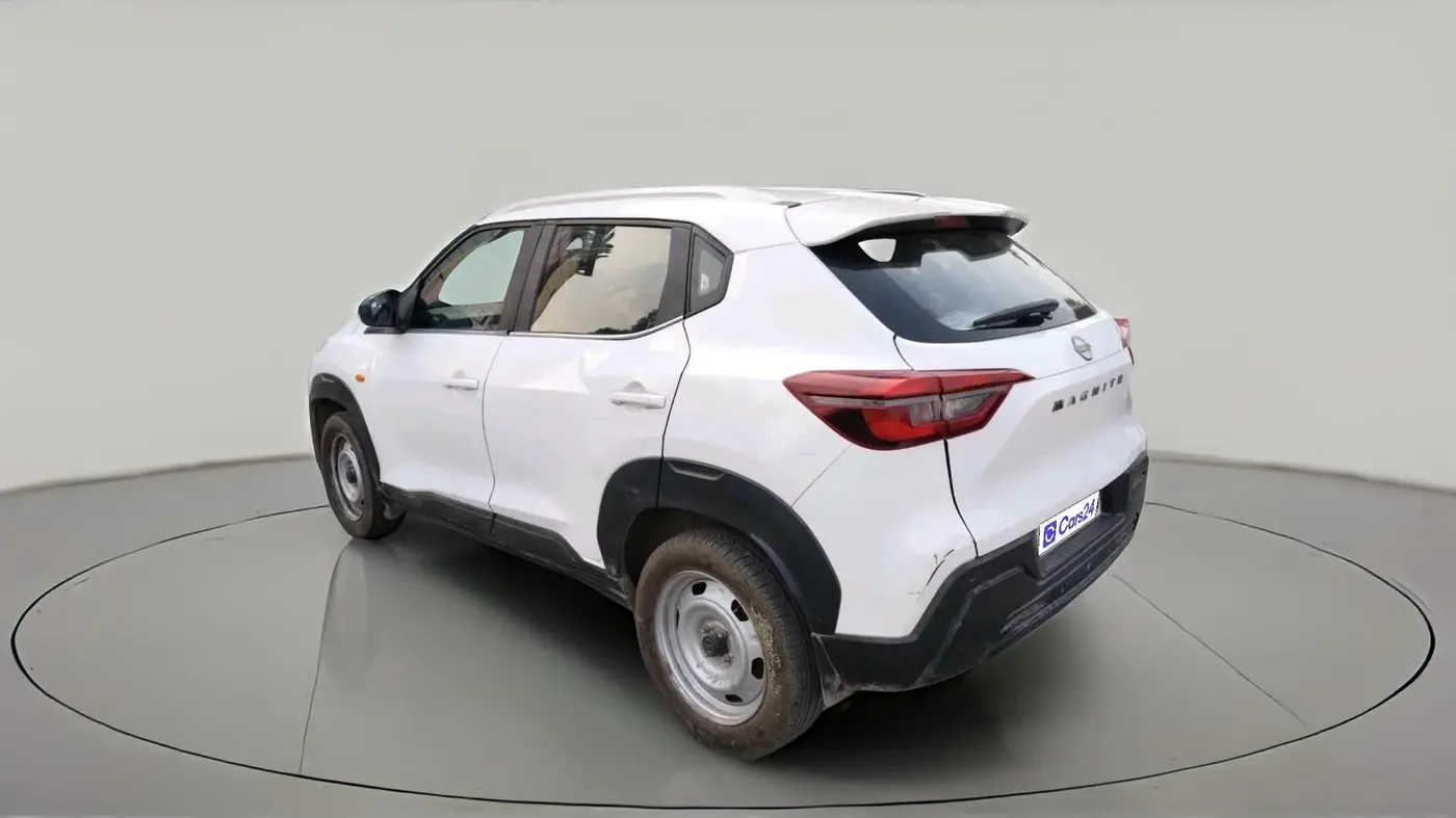 2023 Nissan MAGNITE XE, CNG, Manual, 69,292 km, exterior