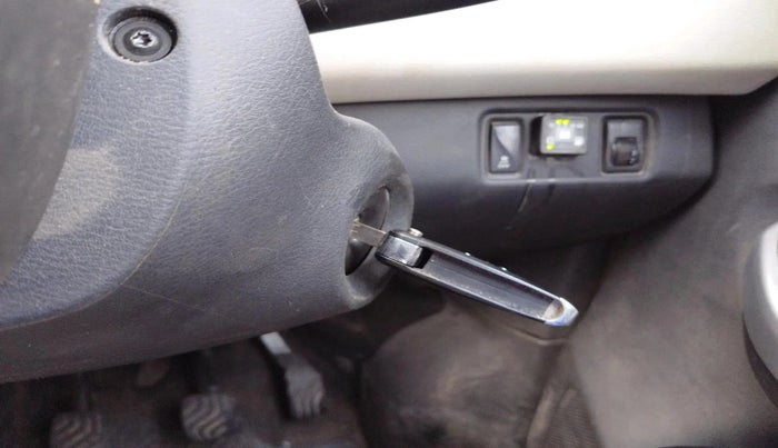 2023 Nissan MAGNITE XE, CNG, Manual, 69,292 km, interior