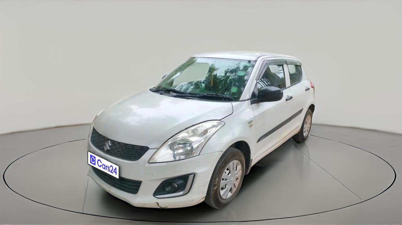 2017 Maruti Swift LXI (O), CNG, Manual, 72,404 km, exterior