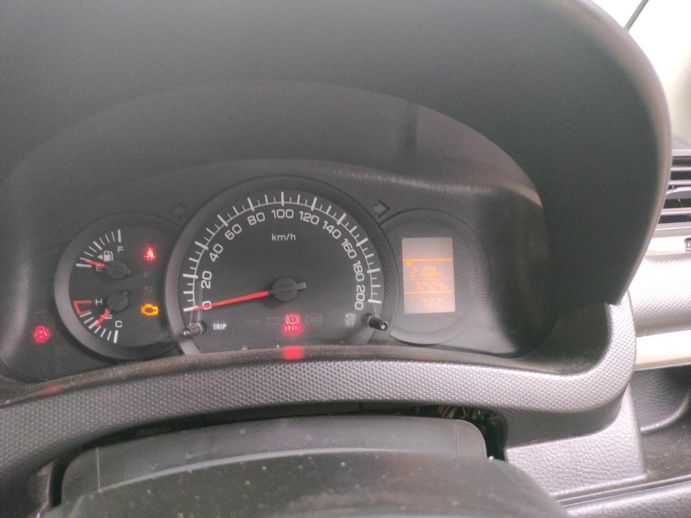 2017 Maruti Swift LXI (O), CNG, Manual, 72,404 km, interior
