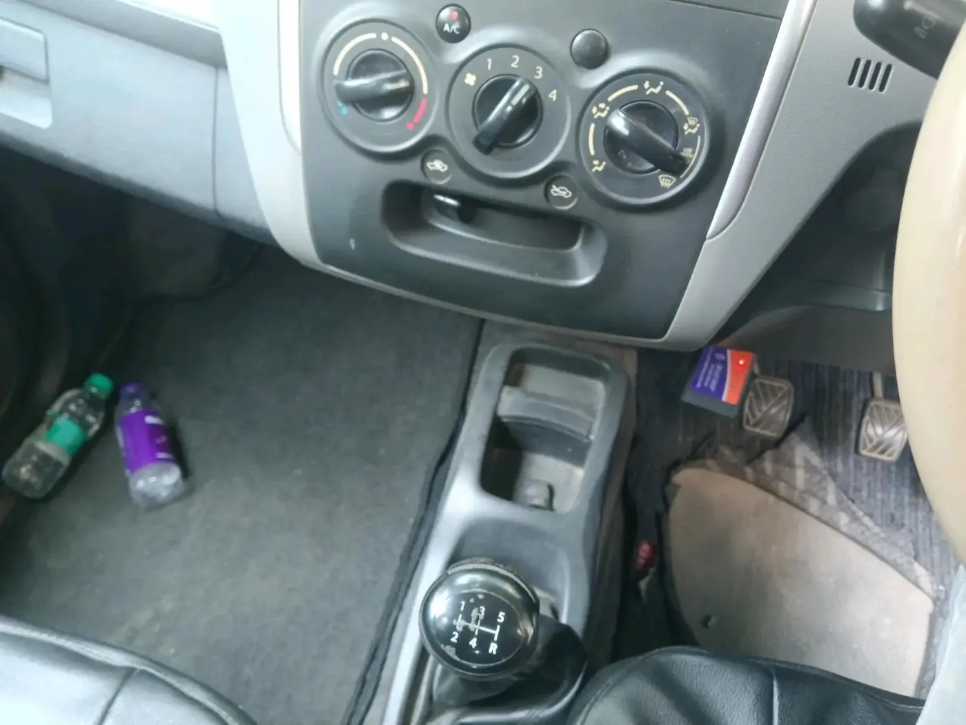 2011 Maruti Wagon R 1.0 LXI, Petrol, Manual, 67,314 km, interior
