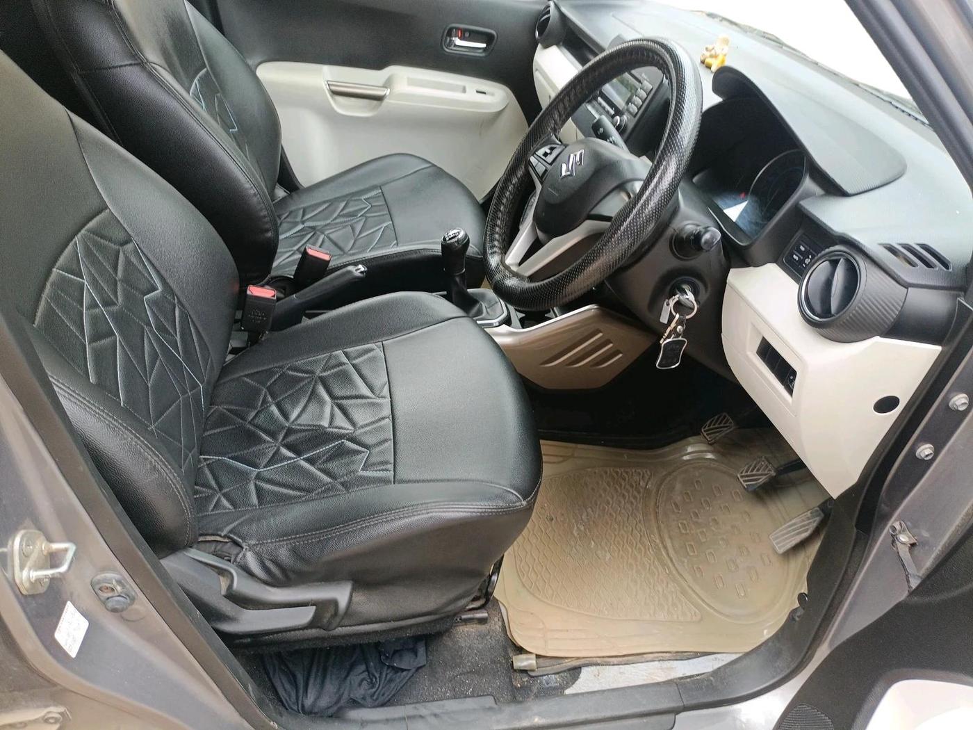 2017 Maruti IGNIS DELTA 1.2, Petrol, Manual, 31,560 km, interior