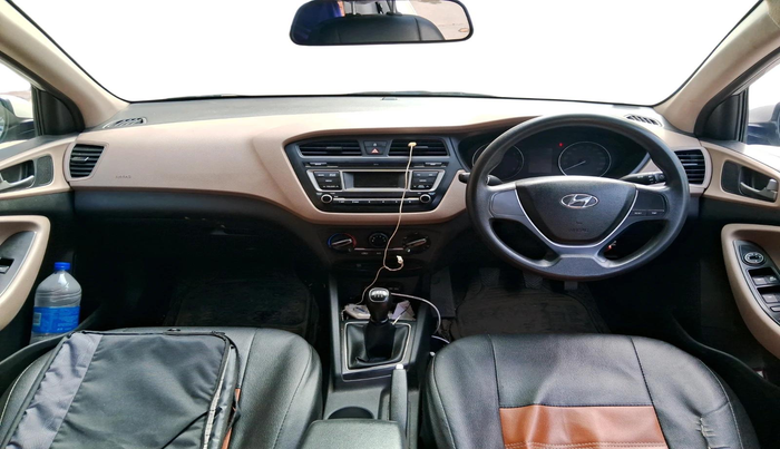 2017 Hyundai Elite i20 MAGNA EXECUTIVE 1.2, Petrol, Manual, 1,18,178 km, interior