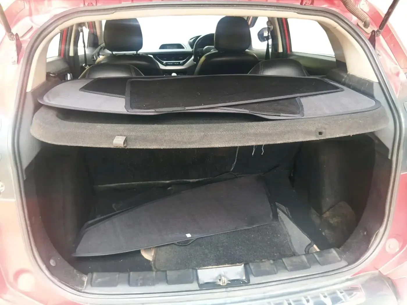 2018 Tata NEXON XT DIESEL, Diesel, Manual, 88,793 km, exterior