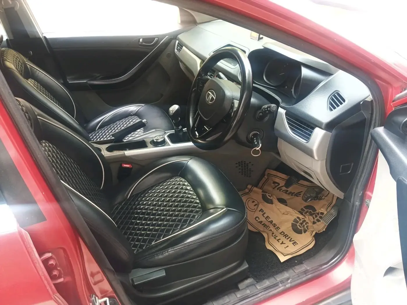 2018 Tata NEXON XT DIESEL, Diesel, Manual, 88,793 km, interior