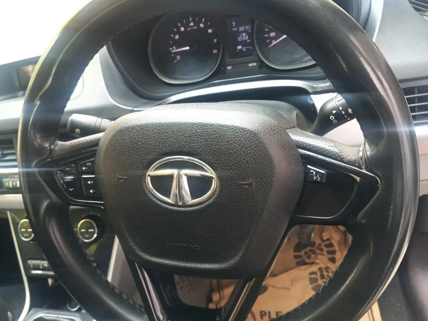 2018 Tata NEXON XT DIESEL, Diesel, Manual, 88,793 km, interior