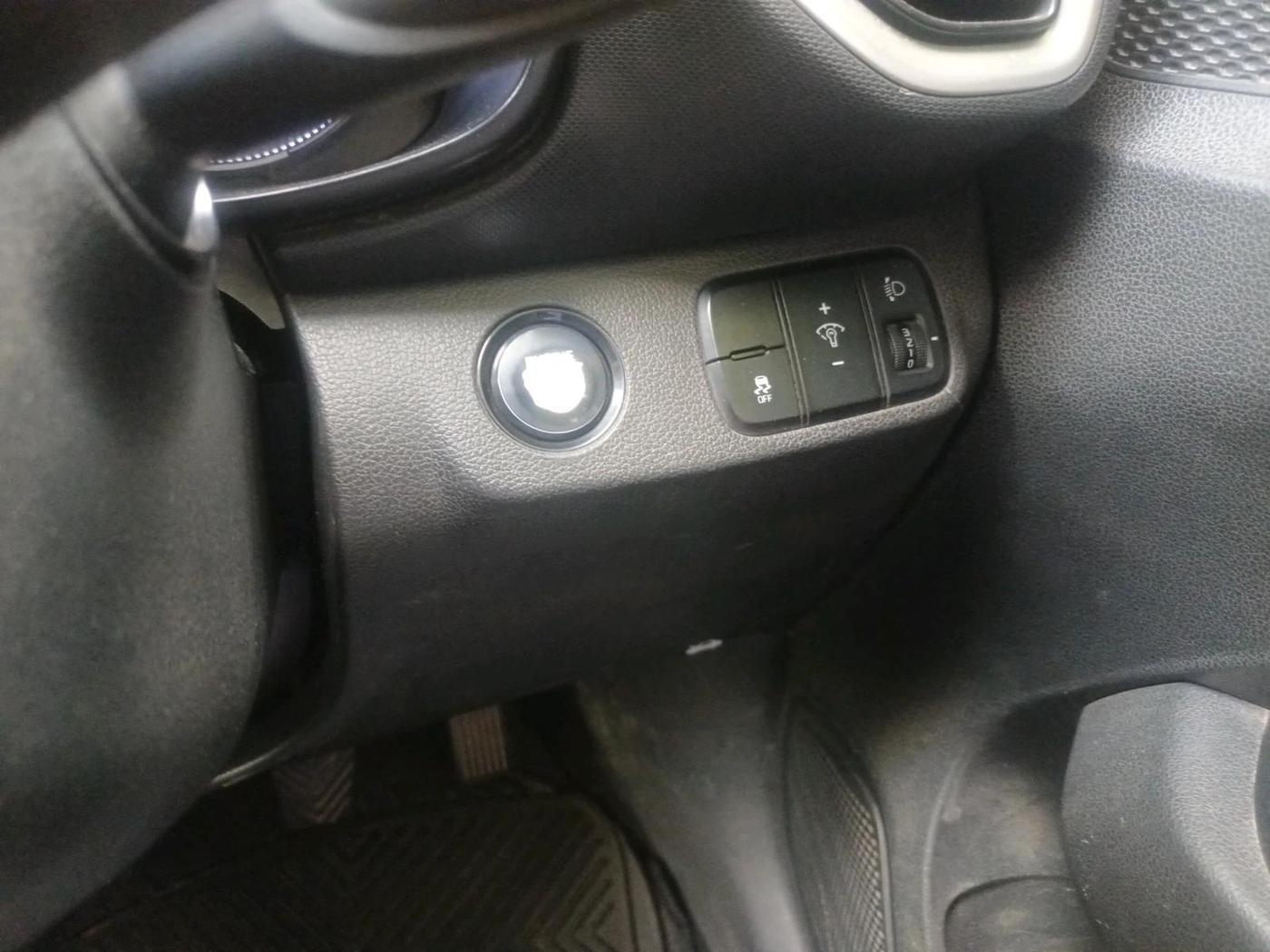 2021 Hyundai VENUE SX 1.0 (O) TURBO, Petrol, Manual, 55,862 km, interior