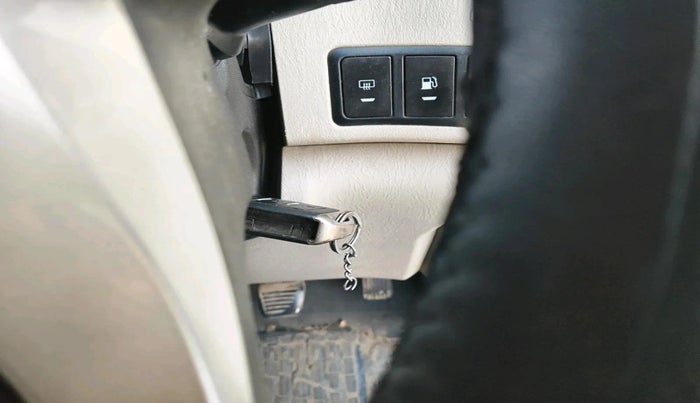 2019 Mahindra Scorpio S11 2WD, Diesel, Manual, 1,83,628 km, interior