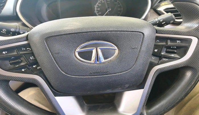 2019 Tata Harrier XZ 2.0L, Diesel, Manual, 1,32,277 km, interior