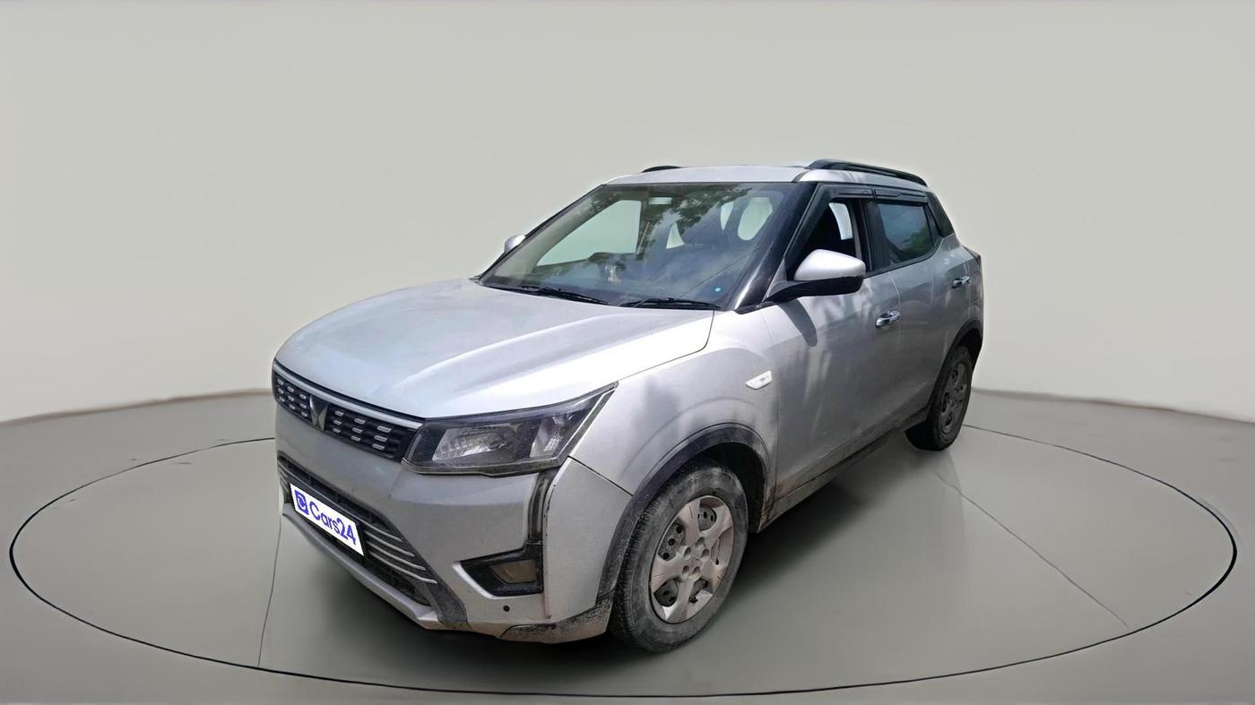 2023 Mahindra XUV300 W6 1.5 Diesel, Diesel, Manual, 58,606 km, exterior