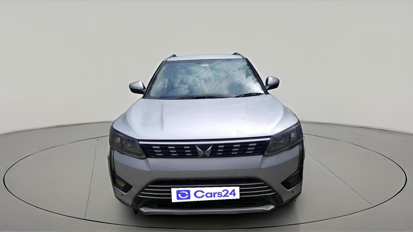 2023 Mahindra XUV300 W6 1.5 Diesel, Diesel, Manual, 58,606 km, exterior