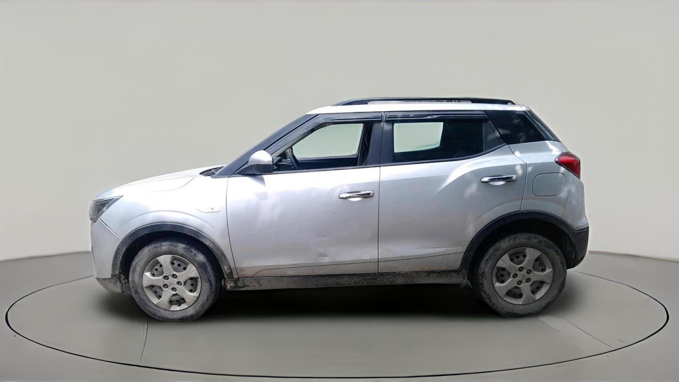 2023 Mahindra XUV300 W6 1.5 Diesel, Diesel, Manual, 58,606 km, exterior