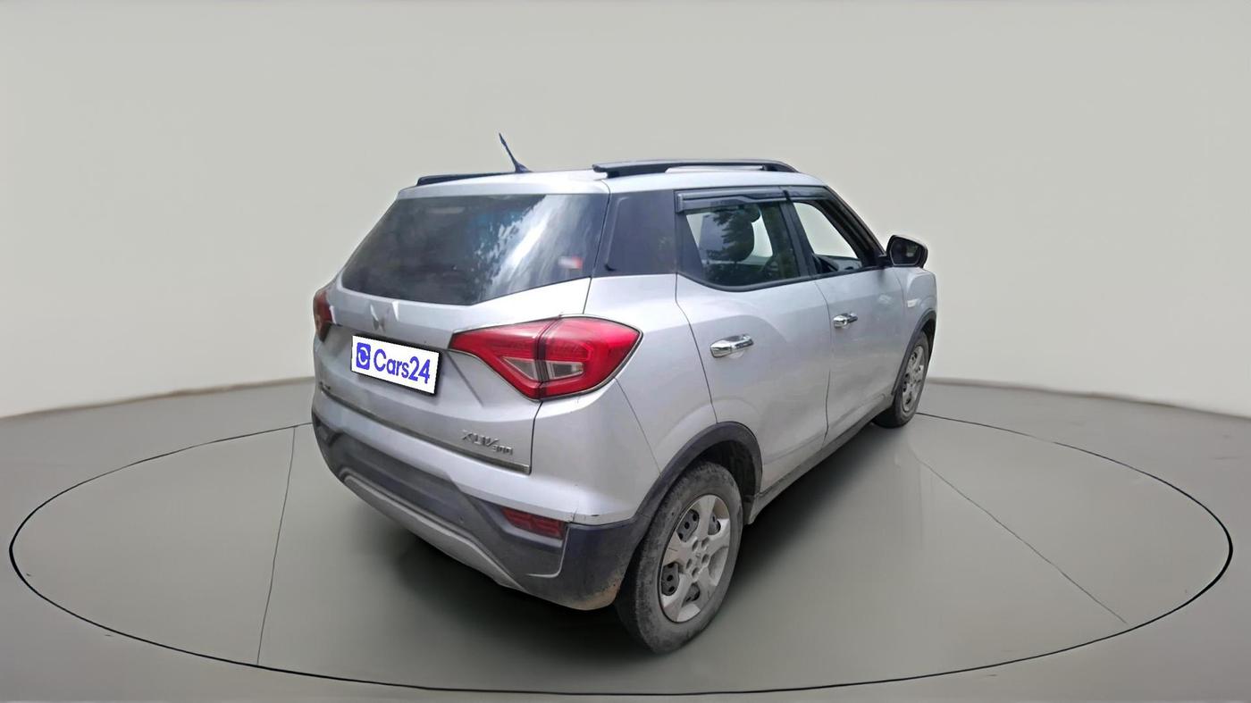 2023 Mahindra XUV300 W6 1.5 Diesel, Diesel, Manual, 58,606 km, exterior