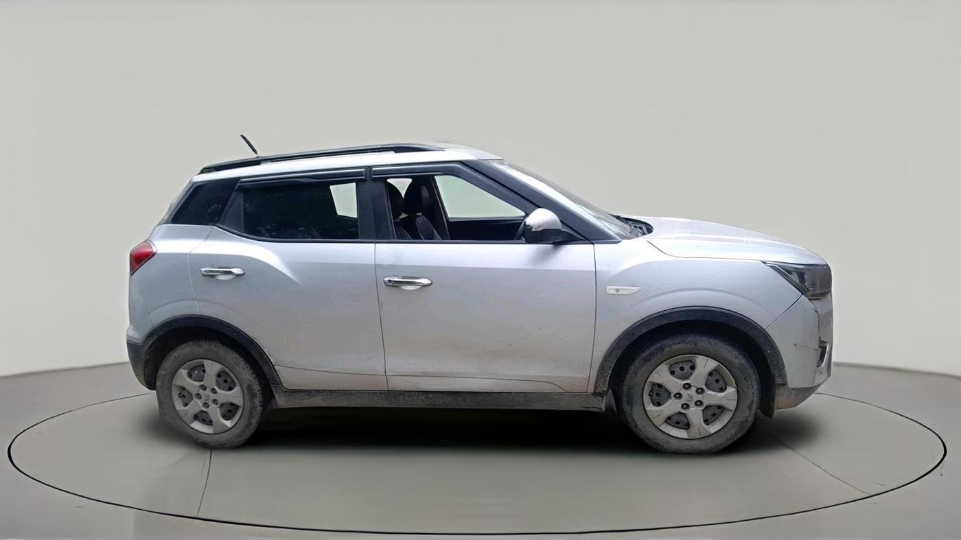 2023 Mahindra XUV300 W6 1.5 Diesel, Diesel, Manual, 58,606 km, exterior