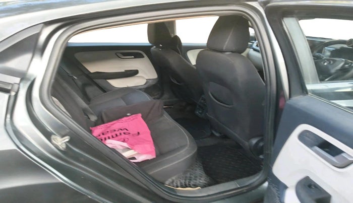 2023 Tata ALTROZ XZ CNG, CNG, Manual, 68,324 km, interior