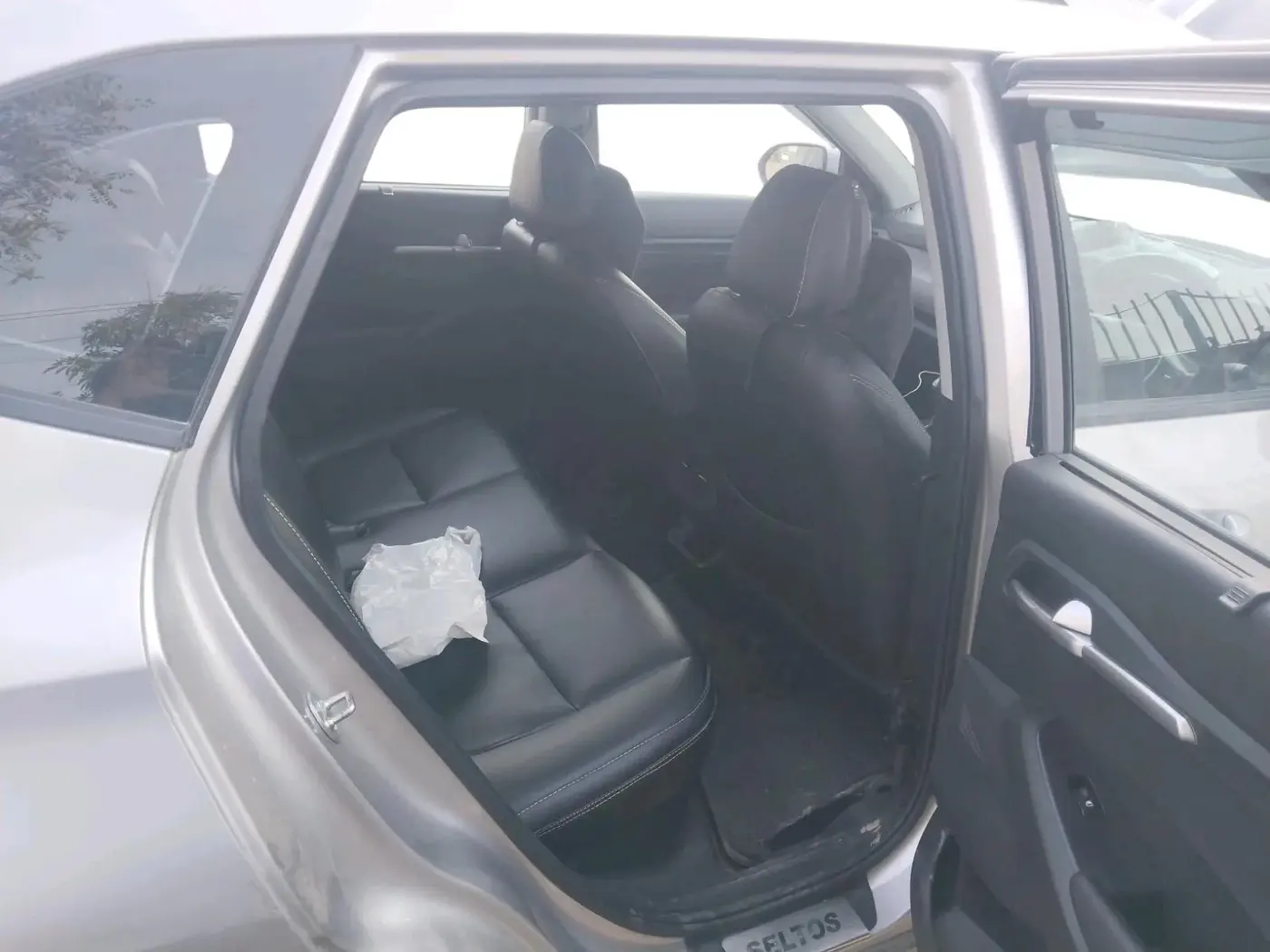 2024 KIA SELTOS  HTK 1.5 PETROL MT, Petrol, Manual, 28,855 km, interior