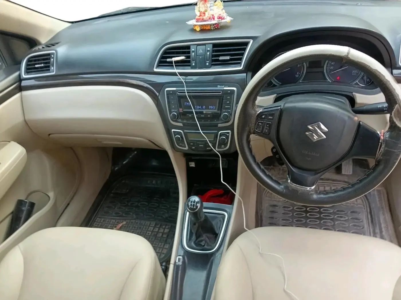 2017 Maruti Ciaz VDI+ SHVS, Diesel, Manual, 93,335 km, interior