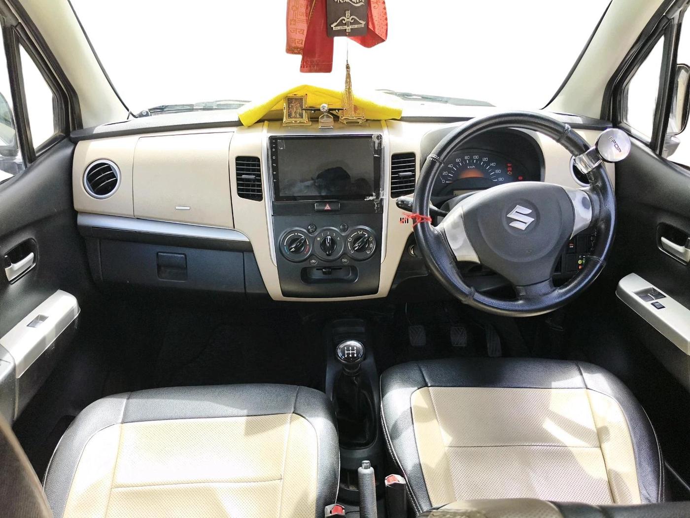 2017 Maruti Wagon R 1.0 LXI CNG, CNG, Manual, 92,331 km, interior