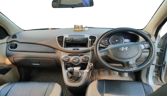 2011 Hyundai i10 MAGNA 1.2, CNG, Manual, 1,23,197 km, interior