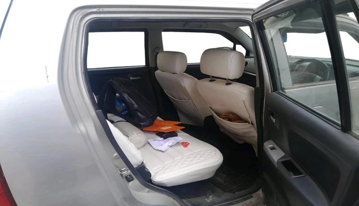 2011 Maruti Wagon R 1.0 VXI, CNG, Manual, 90,267 km, interior
