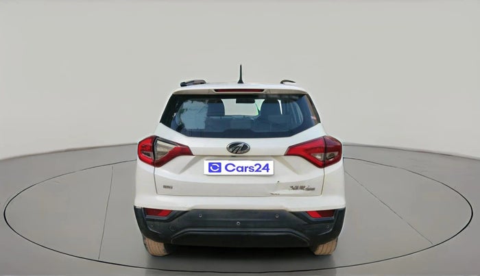 2019 Mahindra XUV300 W6 1.5 DIESEL, Diesel, Manual, 1,40,682 km, exterior