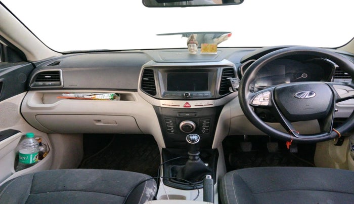 2019 Mahindra XUV300 W6 1.5 DIESEL, Diesel, Manual, 1,40,682 km, interior