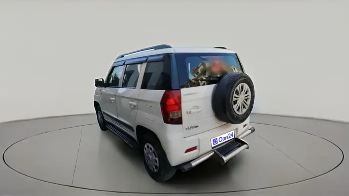 2017 Mahindra TUV300 T6, Diesel, Manual, 1,66,104 km, exterior