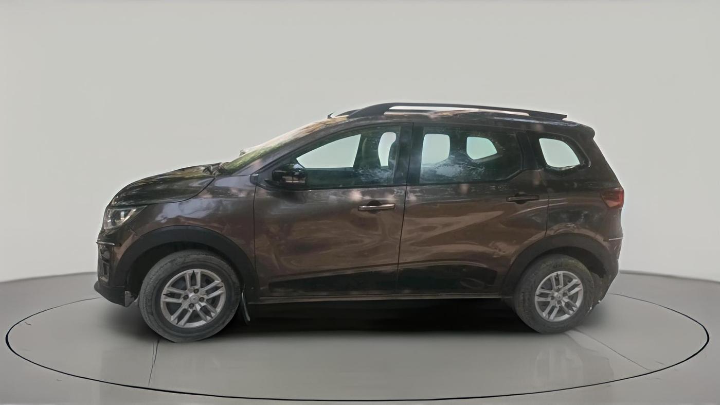 2021 Renault TRIBER RXT, CNG, Manual, 1,66,186 km, exterior