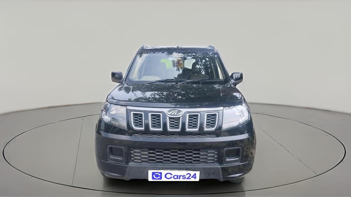 2019 Mahindra TUV300 T6 PLUS, Diesel, Manual, 36,926 km, exterior